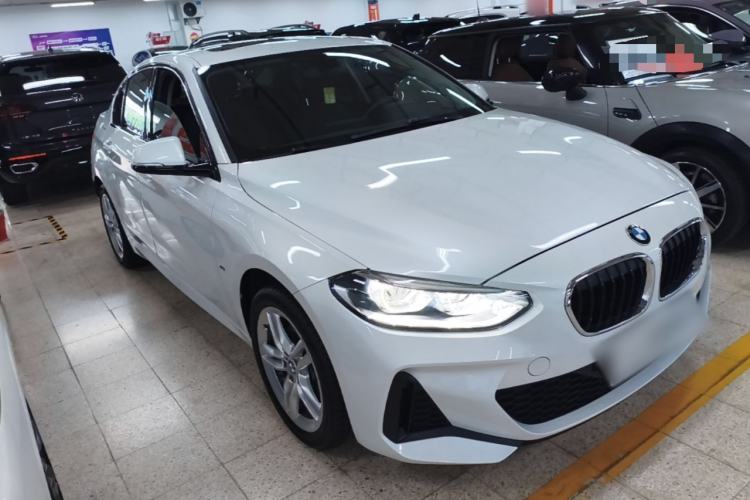 Used BMW 1 Series 2020 120i M Sport Package Front Right 45 Deg