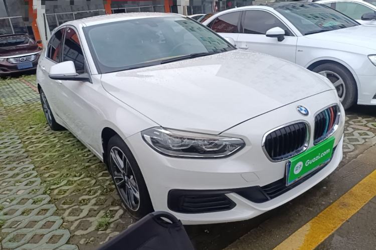 Used BMW 1 Series 2020 120i Fashion Model Front Right 45 Deg