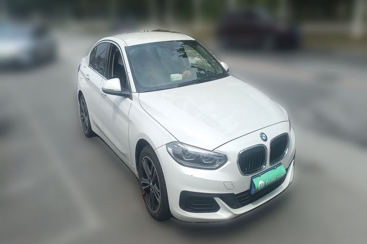 Used BMW 1 Series 2020 120i Fashion Model Front Right 45 Deg