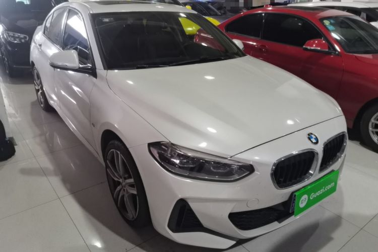Used BMW 1 Series 2020 125i Leading Model M Sport Package Front Right 45 Deg