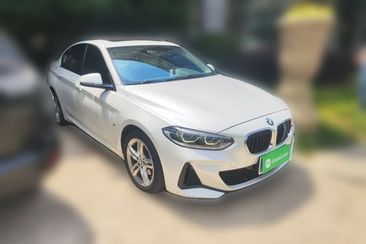 Used BMW 1 Series 2020 120i M Sport Package Front Right 45 Deg