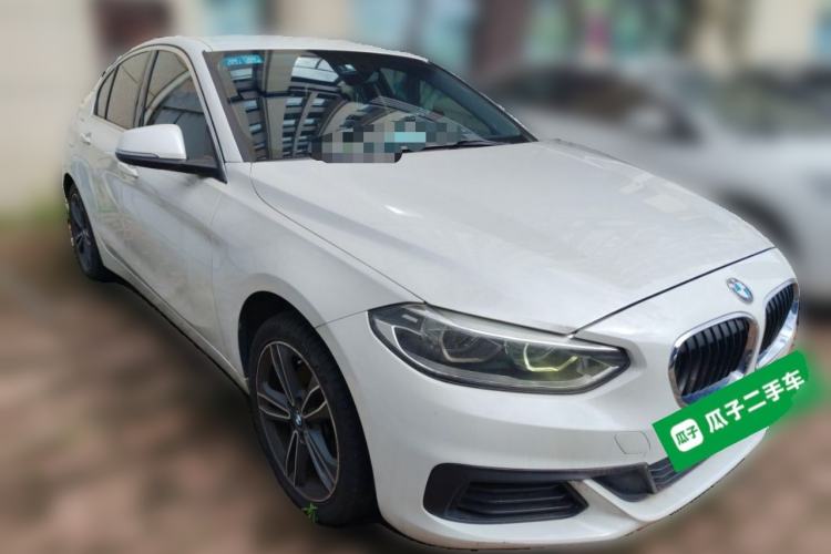 Used BMW 1 Series 2020 120i Fashion Model Front Right 45 Deg