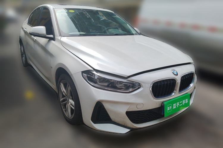 Used BMW 1 Series 2020 120i M Sport Package Front Right 45 Deg
