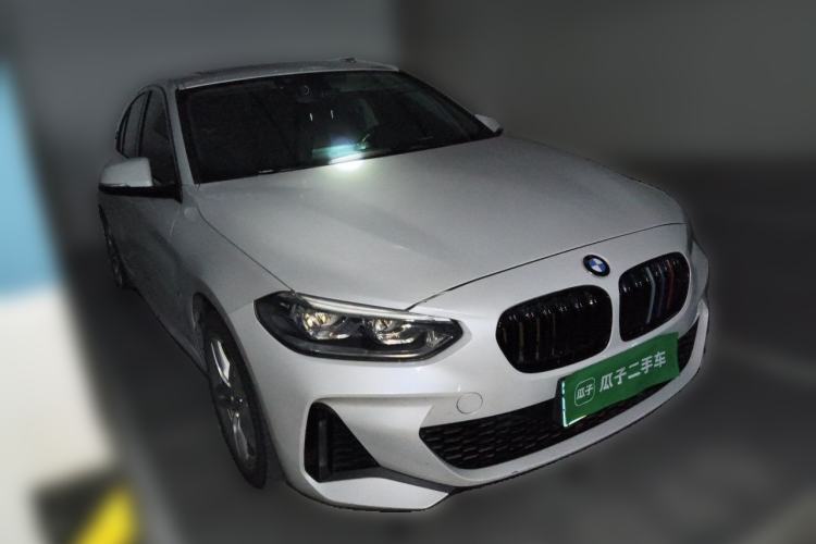 Used BMW 1 Series 2020 120i M Sport Package Front Right 45 Deg