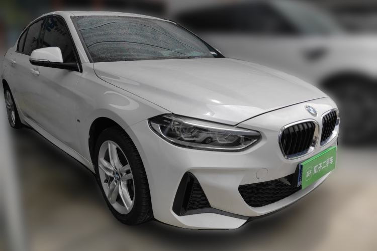 Used BMW 1 Series 2020 120i M Sport Package Front Right 45 Deg