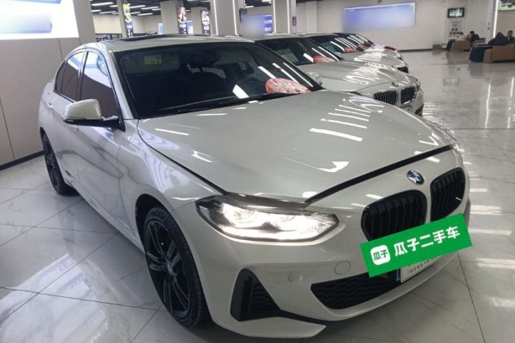 Used BMW 1 Series 2020 125i Leading Model M Sport Package Front Right 45 Deg