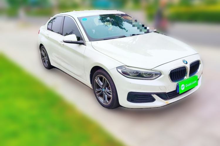 Used BMW 1 Series 2020 120i Fashion Model Front Right 45 Deg