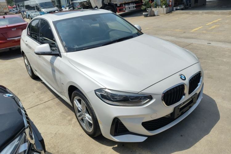 Used BMW 1 Series 2020 120i M Sport Package Front Right 45 Deg