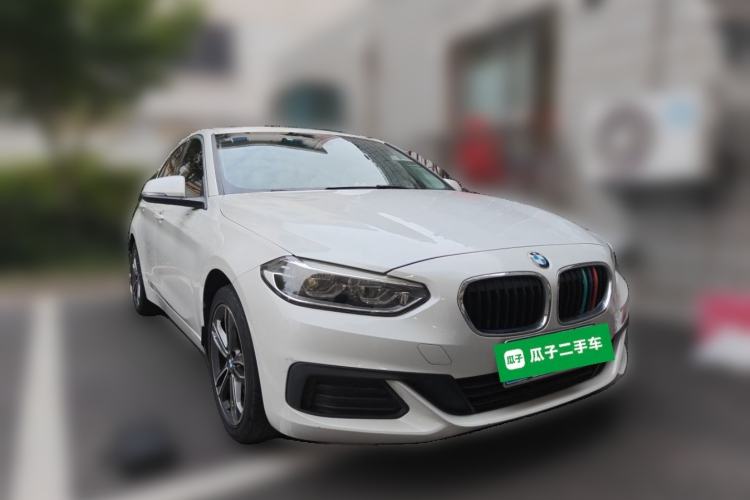 Used BMW 1 Series 2020 120i Fashion Model Front Right 45 Deg