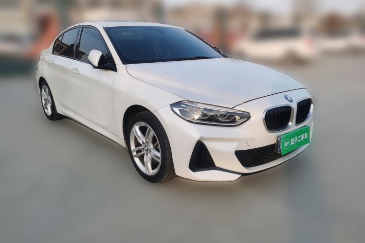 Used BMW 1 Series 2020 120i M Sport Package Front Right 45 Deg