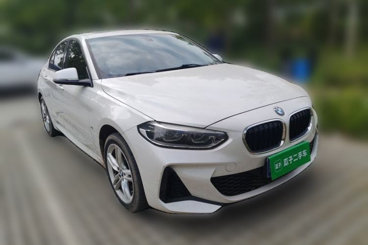 Used BMW 1 Series 2020 120i M Sport Package Front Right 45 Deg