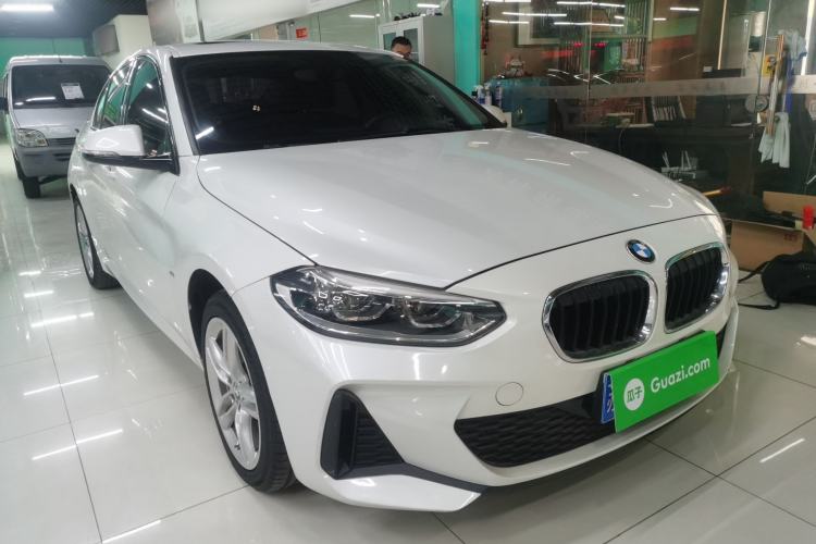 Used BMW 1 Series 2020 120i M Sport Package Front Right 45 Deg