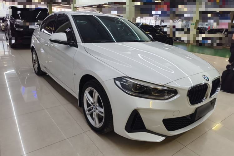 Used BMW 1 Series 2020 120i M Sport Package Front Right 45 Deg
