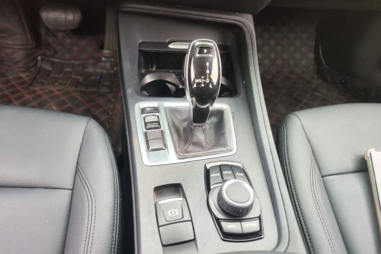 Used BMW 1 Series 2020 120i Fashion Model Gear Lever