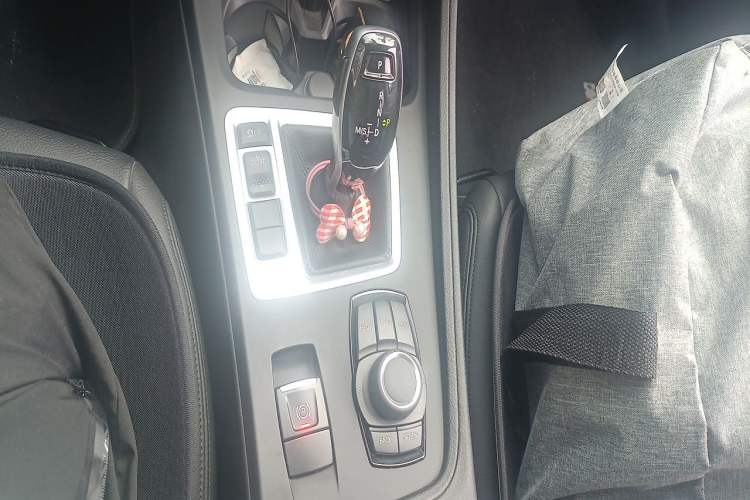 Used BMW 1 Series 2020 120i Fashion Model Gear Lever