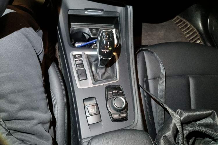 Used BMW 1 Series 2020 120i Fashion Model Gear Lever