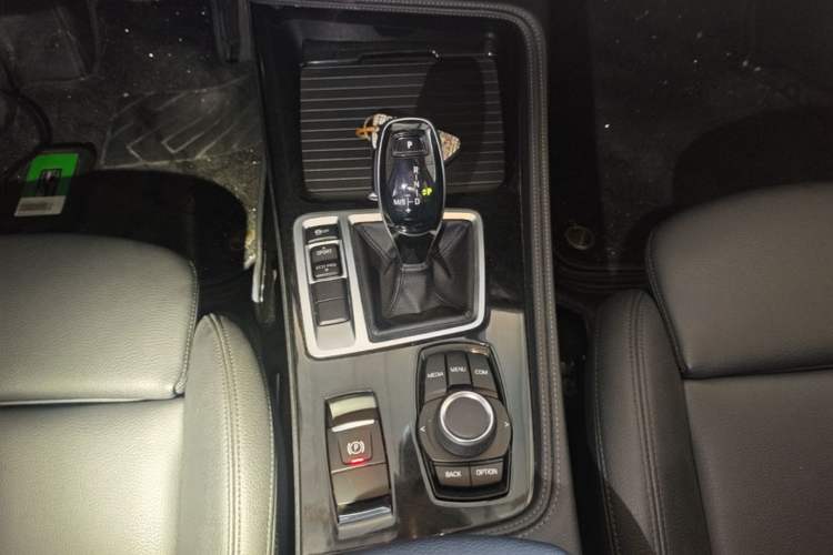 Used BMW 1 Series 2020 125i Leading Model M Sport Package Gear Lever