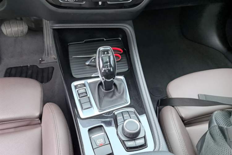 Used BMW 1 Series 2020 125i Leading Model M Sport Package Gear Lever