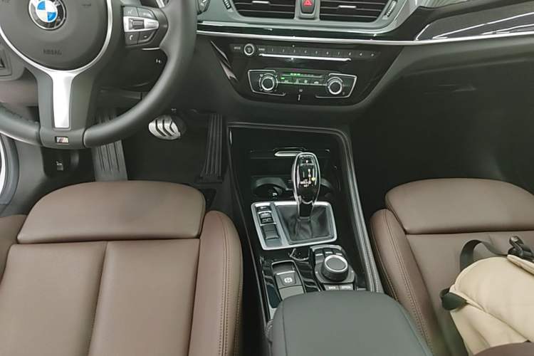 Used BMW 1 Series 2020 125i Leading Model M Sport Package Gear Lever