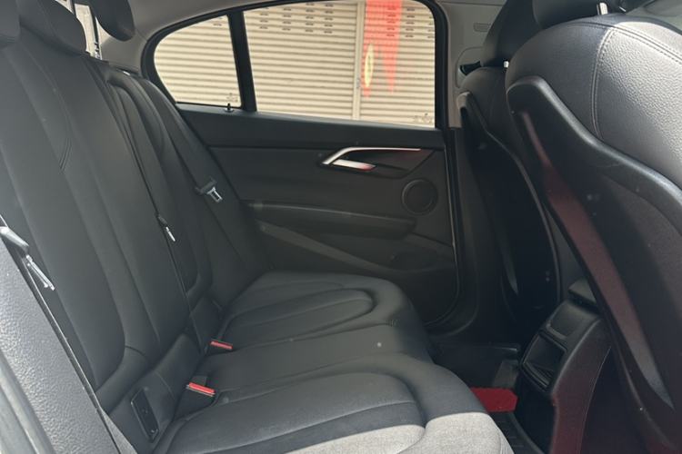 Used BMW 1 Series 2020 120i Fashion Model Interior 1