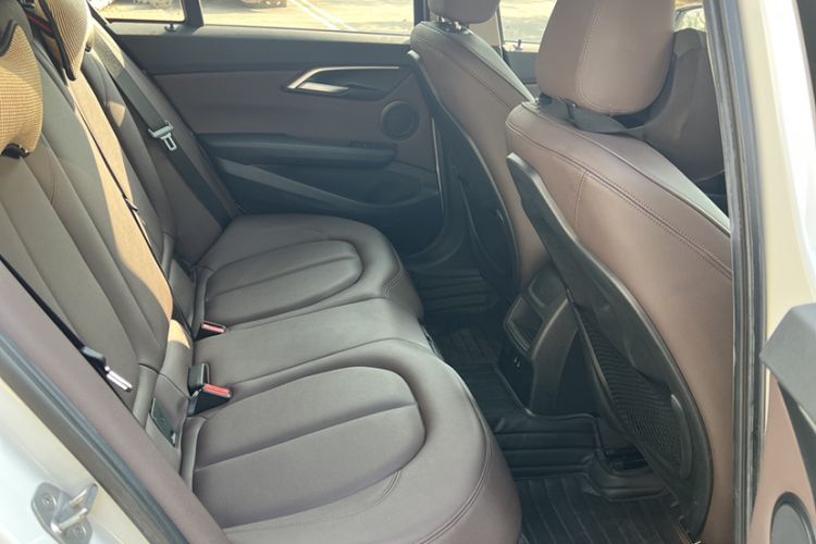 Used BMW 1 Series 2020 125i Leading Model M Sport Package Interior 1