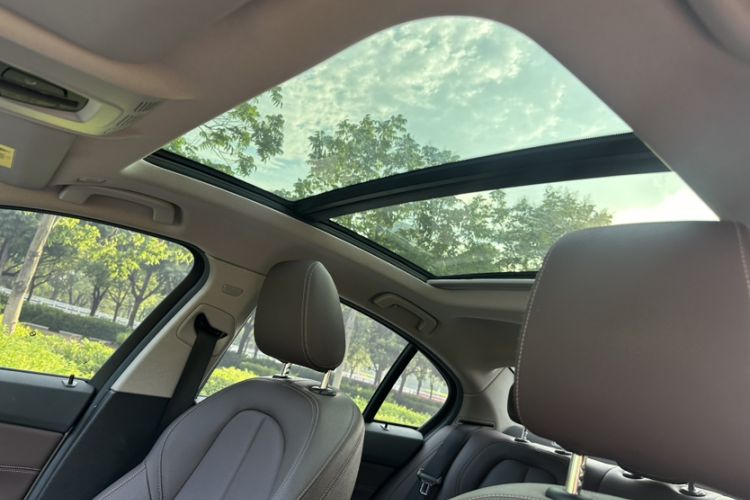 Used BMW 1 Series 2020 120i M Sport Package Interior 1