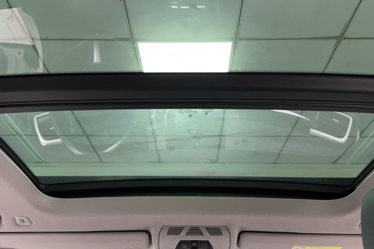 Used BMW 1 Series 2020 125i Leading Model M Sport Package Interior 11