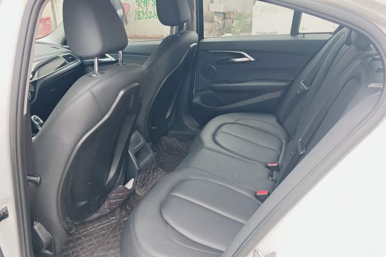 Used BMW 1 Series 2020 120i Fashion Model Interior 2
