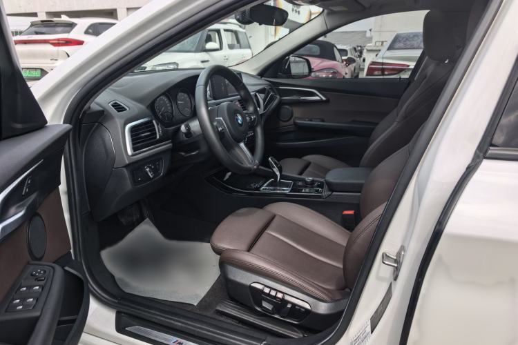 Used BMW 1 Series 2020 125i Leading Model M Sport Package Interior 3