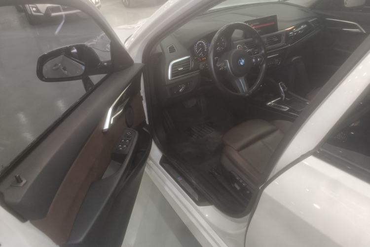 Used BMW 1 Series 2020 125i Leading Model M Sport Package Interior 3