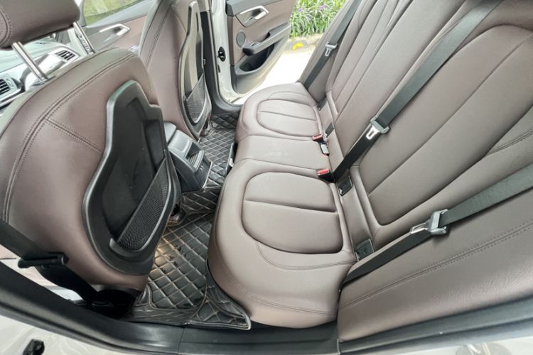 Used BMW 1 Series 2020 125i Leading Model M Sport Package Interior 4