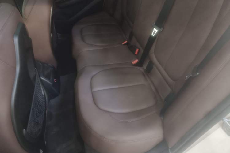 Used BMW 1 Series 2020 125i Leading Model M Sport Package Interior 4