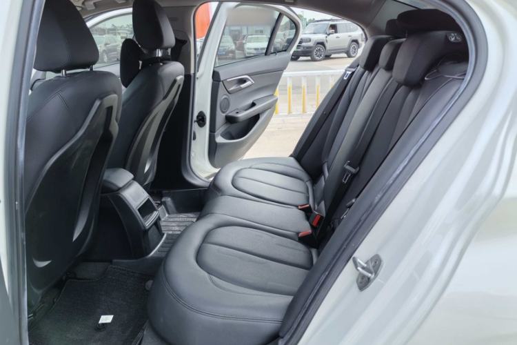 Used BMW 1 Series 2020 120i Fashion Model Interior 5