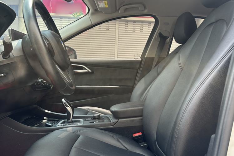 Used BMW 1 Series 2020 120i Fashion Model Interior 7