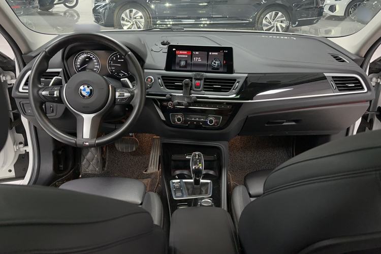 Used BMW 1 Series 2020 125i Leading Model M Sport Package Interior 7