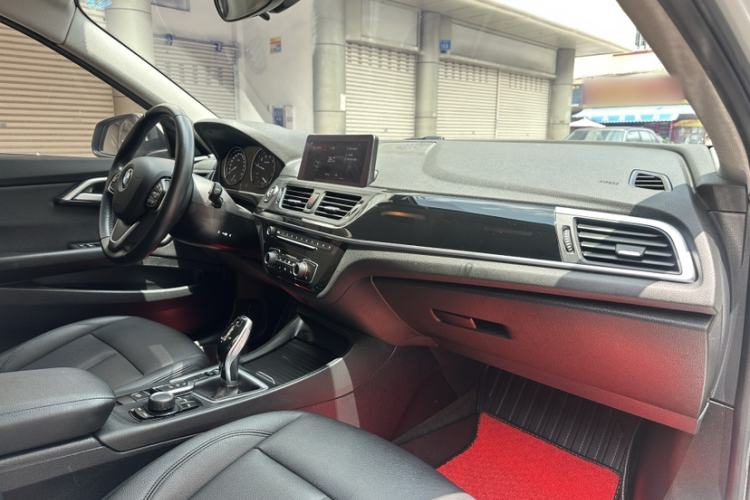 Used BMW 1 Series 2020 120i Fashion Model Interior 9
