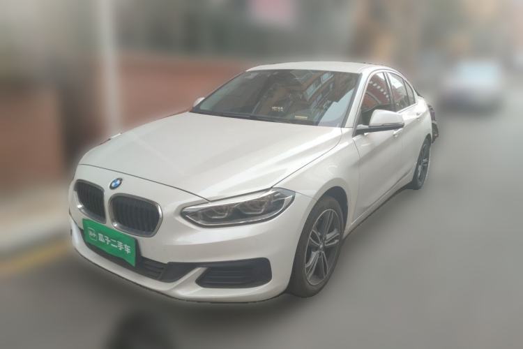 Ojetý BMW 1 Series 2020 120i Fashion Model Guazi used car, China used car export, Used car for sale, Used cars, Cheapest cars for sale
