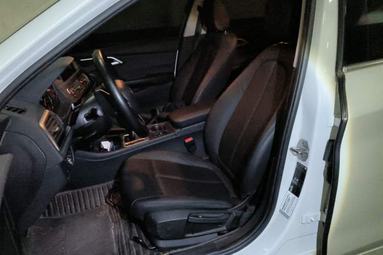 Used BMW 1 Series 2020 120i Fashion Model Left Front Seat
