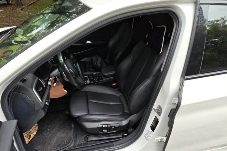 Used BMW 1 Series 2020 125i Leading Model M Sport Package Left Front Seat