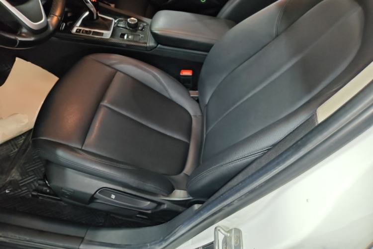 Used BMW 1 Series 2020 120i Fashion Model Left Front Seat