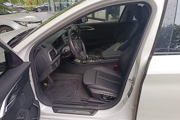 Used BMW 1 Series 2020 125i Leading Model M Sport Package Left Front Seat