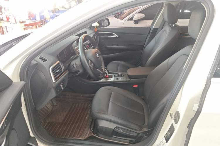 Used BMW 1 Series 2020 120i Fashion Model Left Front Seat