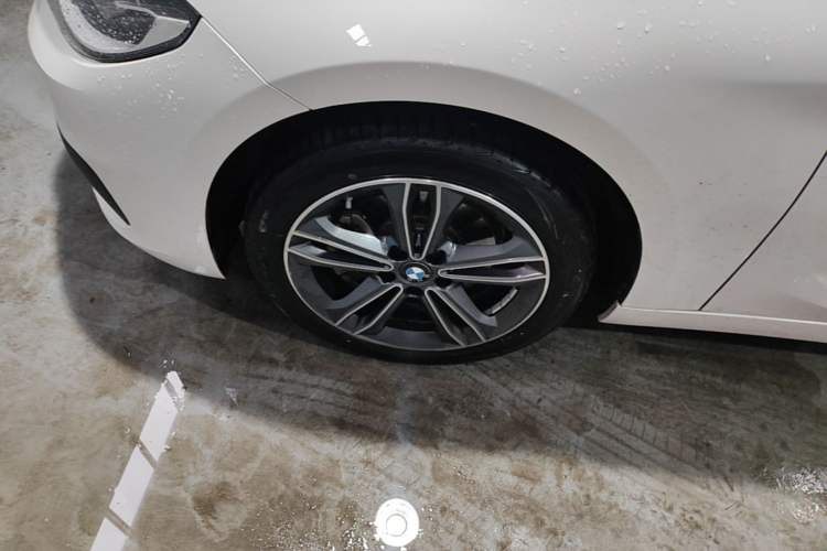Used BMW 1 Series 2020 120i Fashion Model Left Front Wheel Hub
