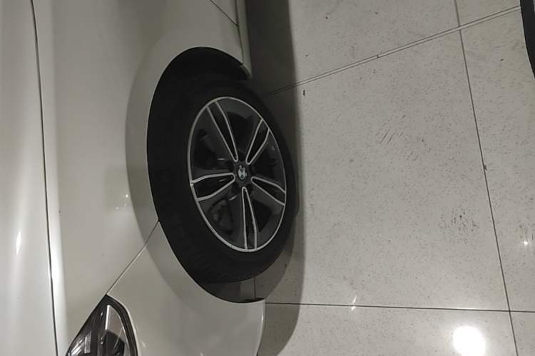 Used BMW 1 Series 2020 120i Fashion Model Left Front Wheel Hub