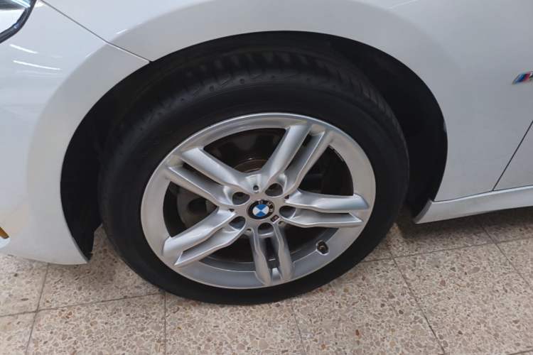 Used BMW 1 Series 2020 120i M Sport Package Left Front Wheel Hub