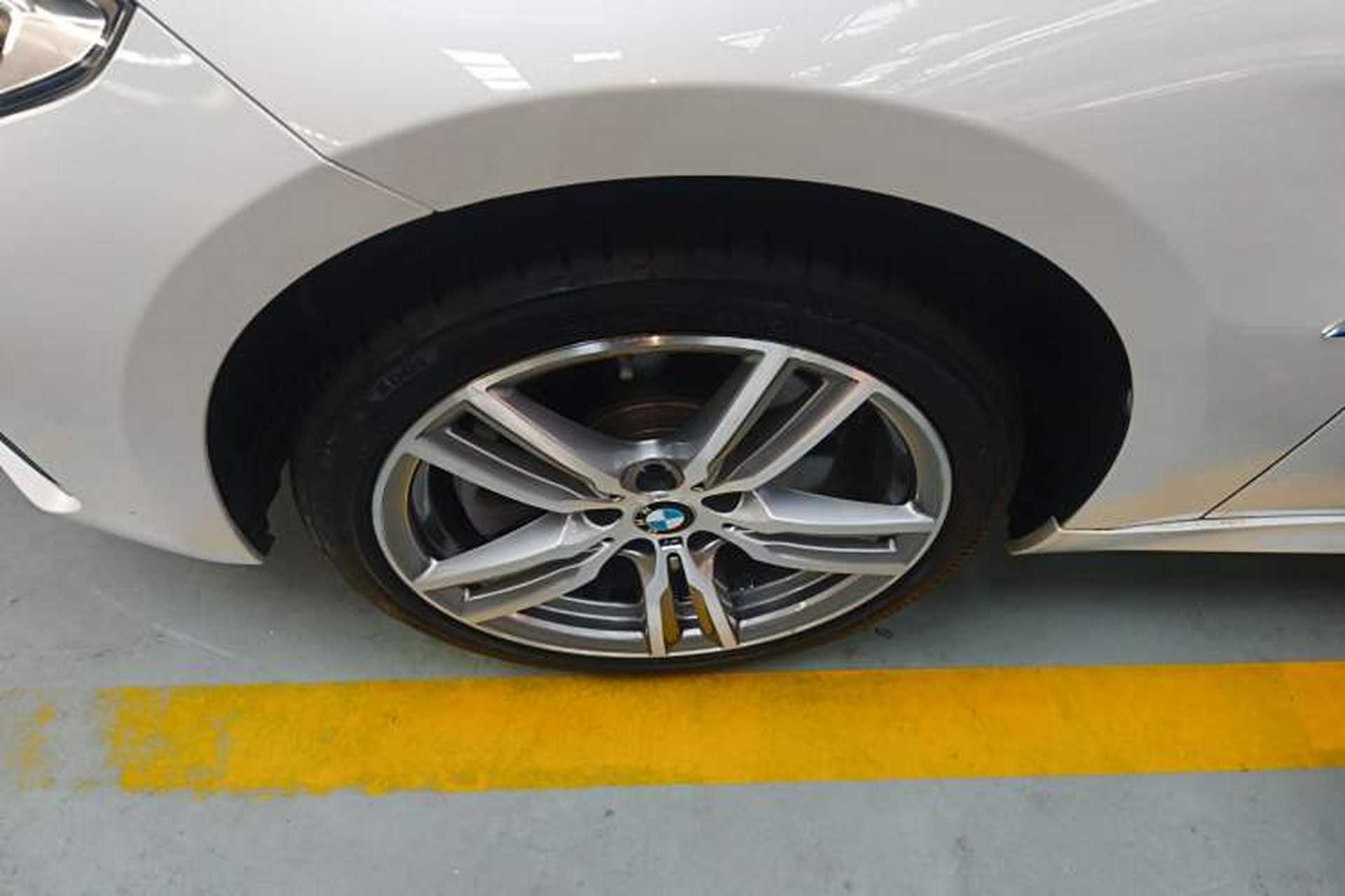 Used BMW 1 Series 2020 125i Leading Model M Sport Package Left Front Wheel Hub