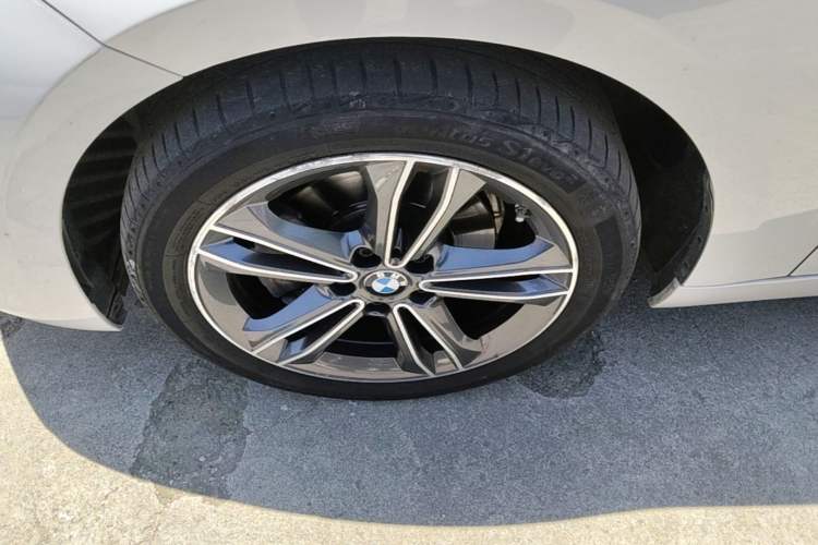 Used BMW 1 Series 2020 120i Fashion Model Left Front Wheel Hub