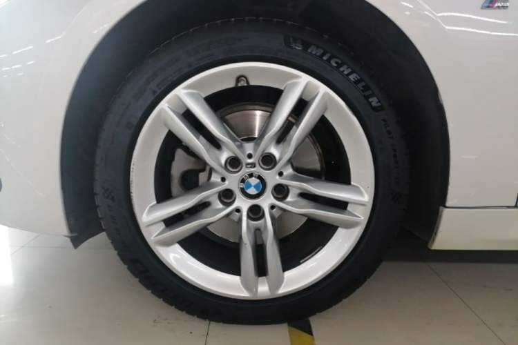 Used BMW 1 Series 2020 120i M Sport Package Left Front Wheel Hub