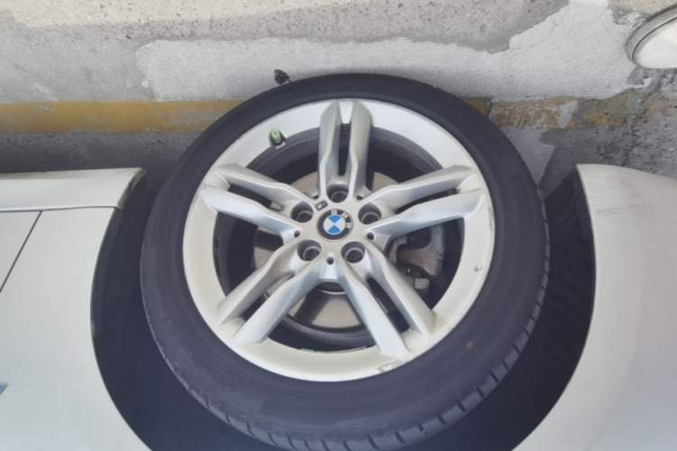 Used BMW 1 Series 2020 120i M Sport Package Left Front Wheel Hub