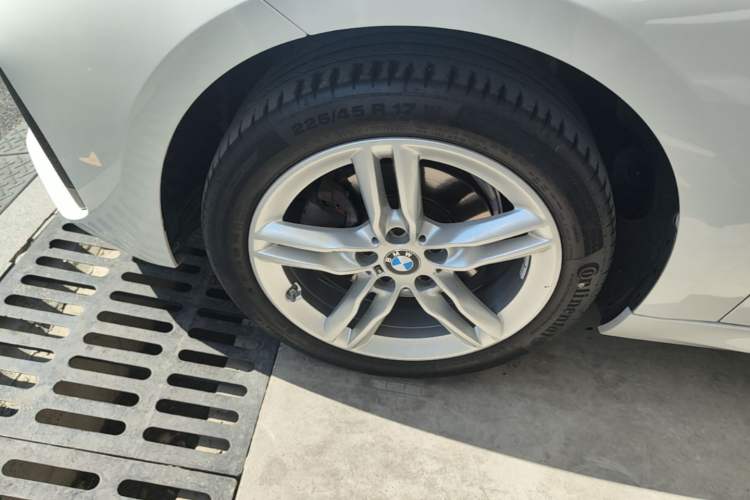 Used BMW 1 Series 2020 120i M Sport Package Left Front Wheel Hub
